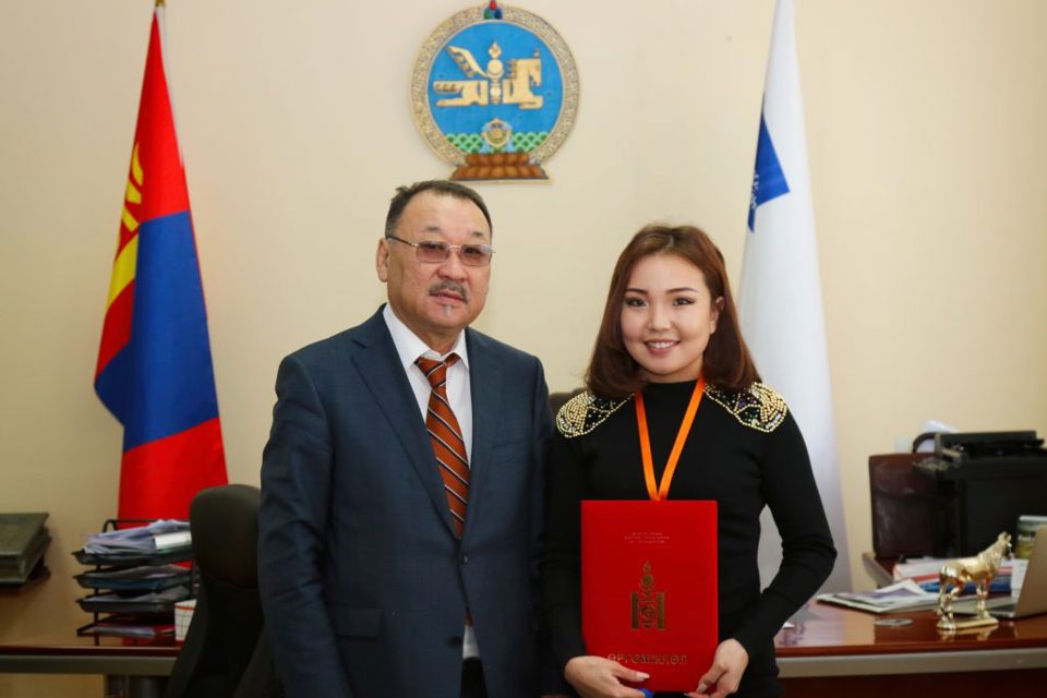 УУР АМЬСГАЛЫН ӨӨРЧЛӨЛТИЙН ЭСРЭГ ШИЛДЭГ БҮТЭЭЛҮҮДИЙГ ШАЛГАРУУЛЛАА
