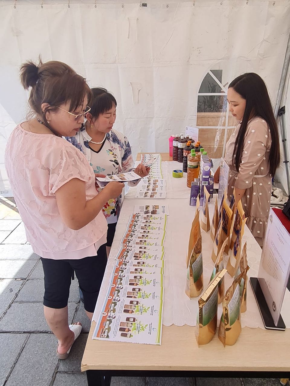 “ДЭЛХИЙН ЖИЖИГ, ДУНД ҮЙЛДВЭРИЙН ӨДӨР-2022" ЭКСПО арга хэмжээнд оролцлоо