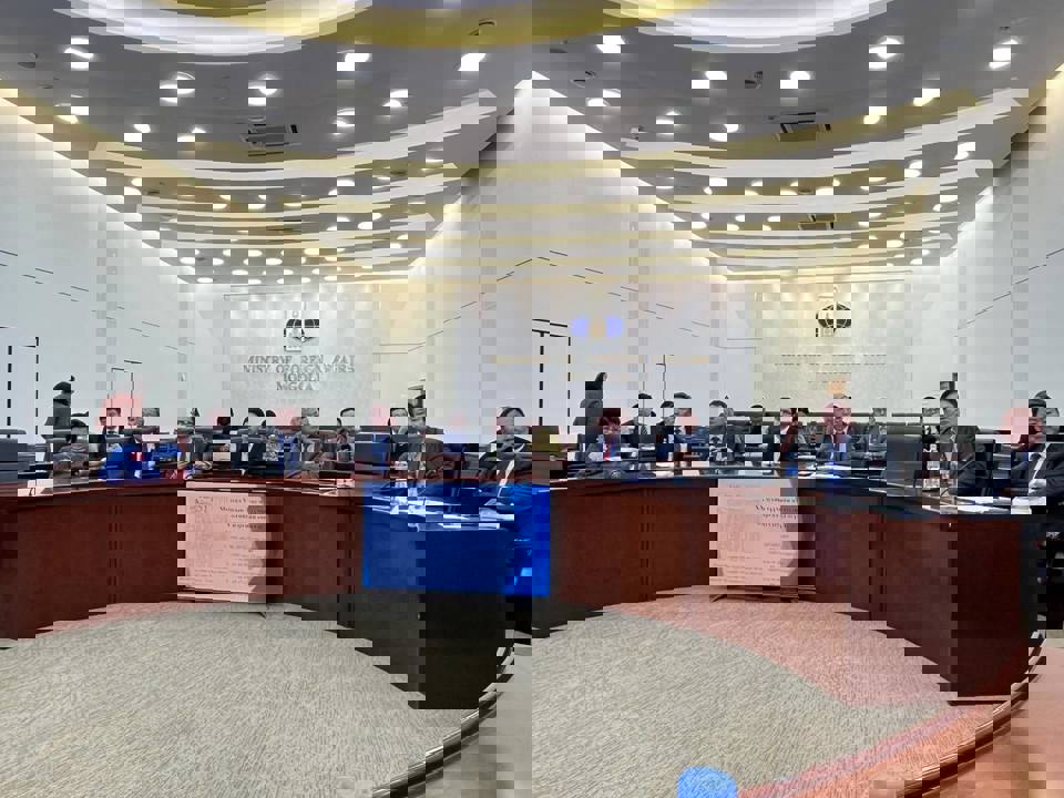 “ЭХ ОРНЫ АГУУ ИХ ДАЙН БА МОНГОЛ УЛС” ЭРДЭМ ШИНЖИЛГЭЭНИЙ ХУРАЛ ЗОХИОН БАЙГУУЛАГДАВ.