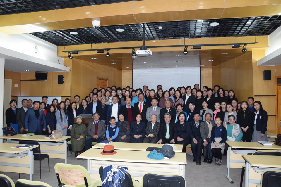 "Хими-2019" эрдэм шинжилгээний бага хурал амжилттай боллоо.