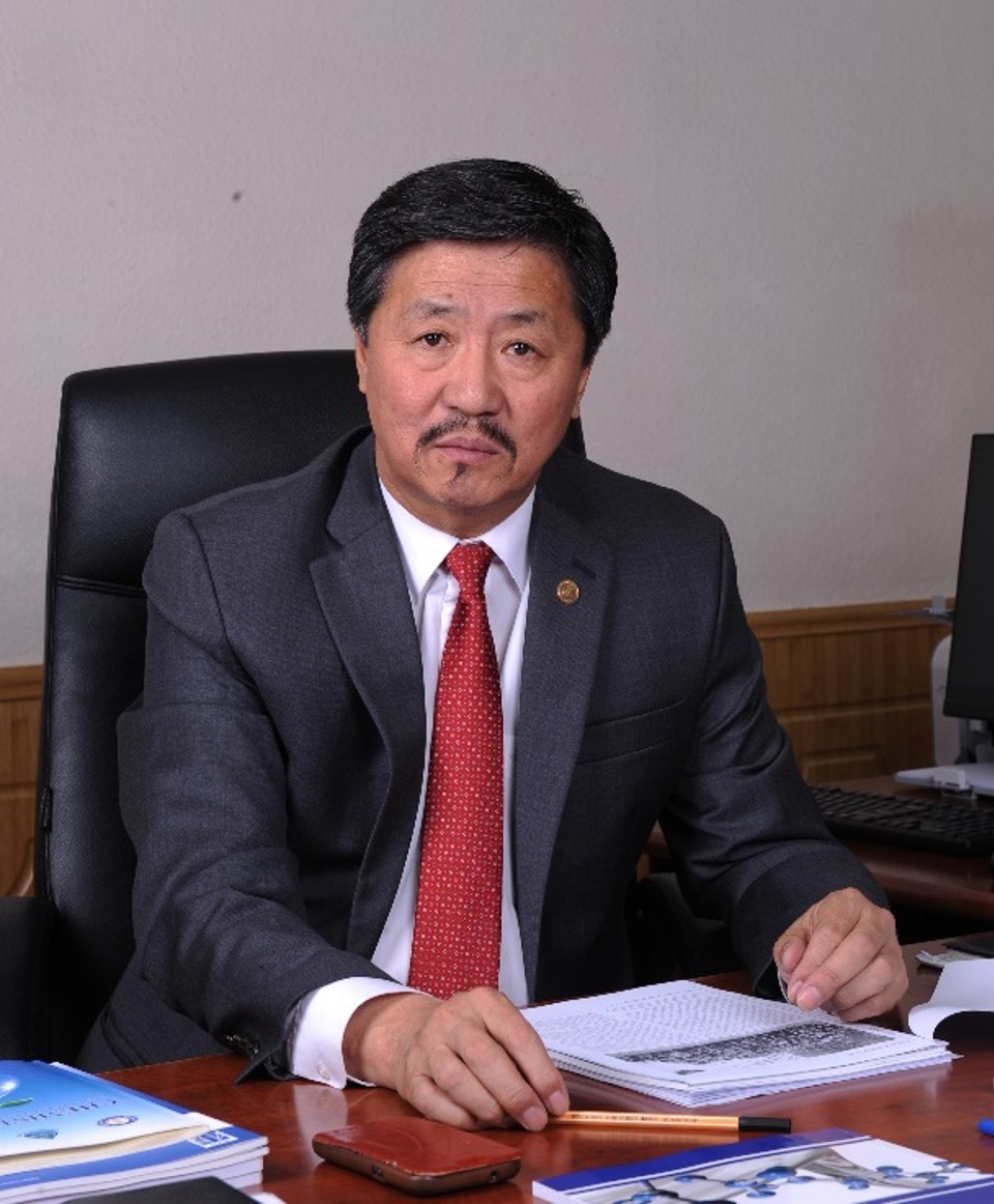 АКАДЕМИЧ Т.ГАН-ЭРДЭНЭ: НЯЛХ ХҮҮХДИЙГ ХӨХӨӨР ХООЛЛОХЫН НЭГ АЧ ТУС НЬ ХӨХНИЙ СҮҮНД АГУУЛАГДАХ УУРАГ, ТҮҮНЭЭС ҮҮСДЭГ БИОЛОГИЙН ИДЭВХТ ПЕПТИДҮҮДТЭЙ ХОЛБООТОЙ